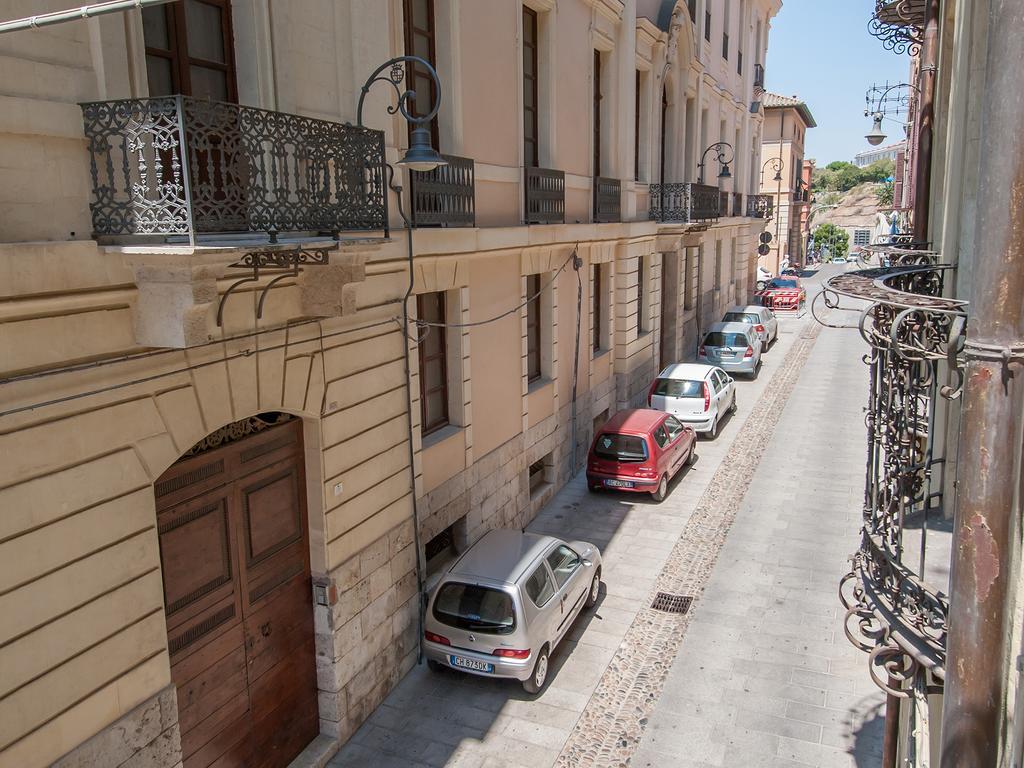 Residenze Al Castello Hotel Cagliari Exterior photo